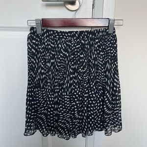 Black and White Patterned Women's Skirt